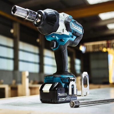 Аккумуляторный гайковерт Makita DTW1002Z без аккумулятора фото 5