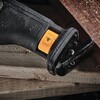 Аккумуляторная сабельная пила DeWalt DCS386NT 20V без аккумулятора фото 5